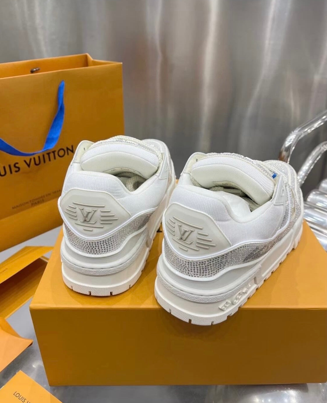 [LOUIS VUITTON] LV Classic Trendy Shoes! Made of imported genuine leather, water-dyed cowhide