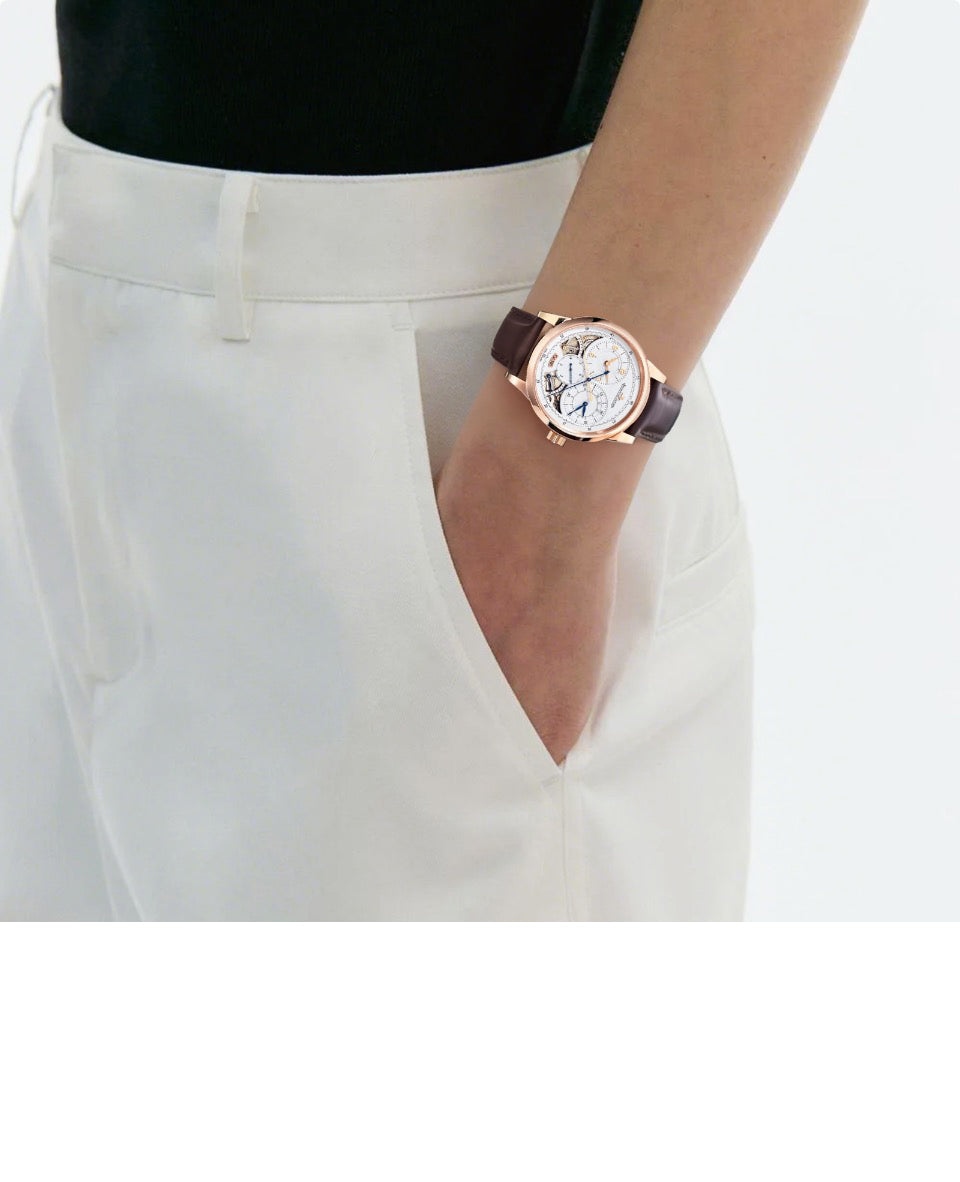 JAEGER-LECOULTRE series manual mechanical movement 50 meters waterproof men's Swiss Watch 42mm silver dial 18K rose gold case